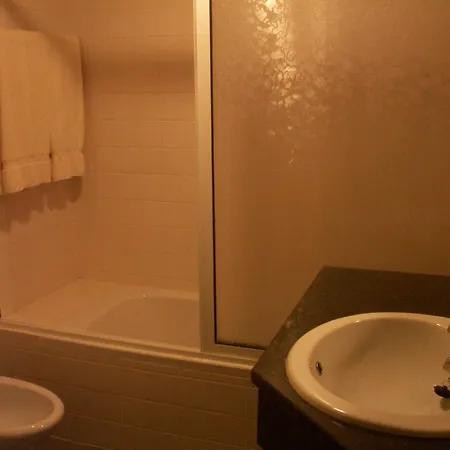 Quinta Do Martelo 3* أنغرا دو إِراويزو